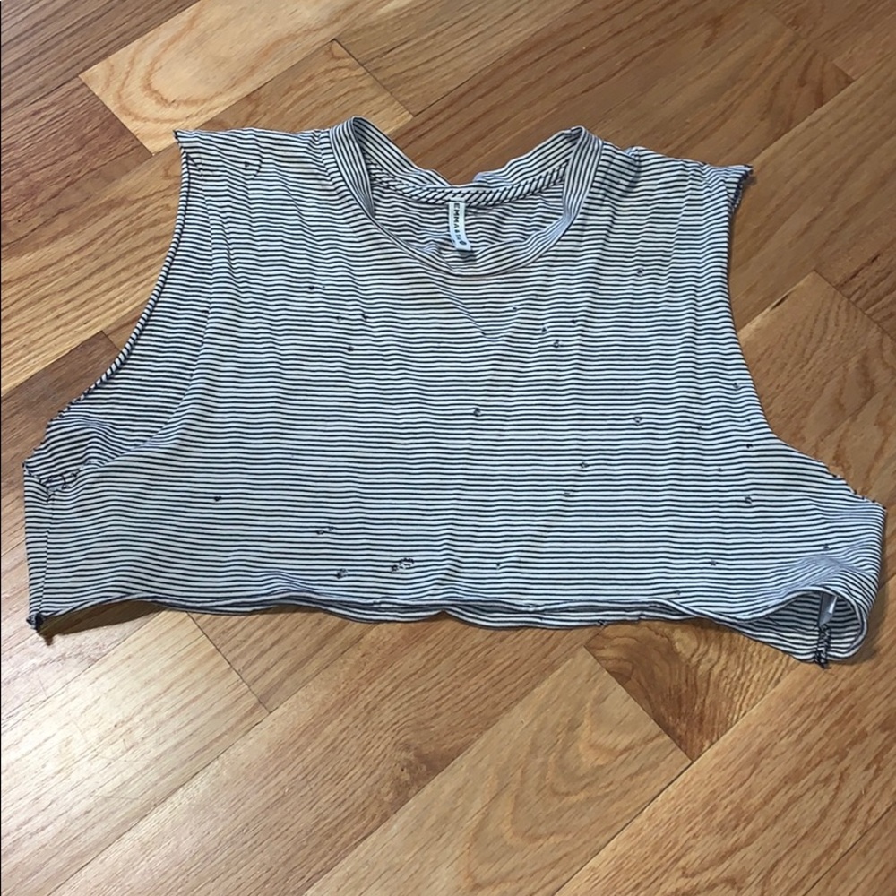 Lf cropped striped tank with distressed detail